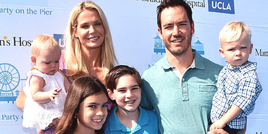 ava lorenn gosselaar